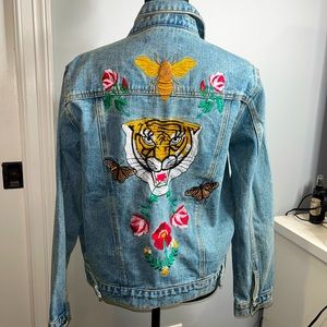Denim embroidered jacket